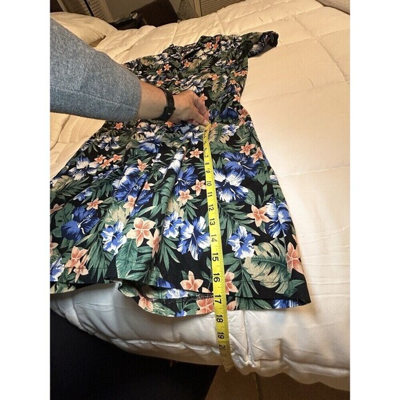 BoohooMAN Floral Print Revere Collar Short Jumpsuit Men’s Large - Picture 9 of 11